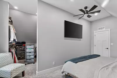 3426 N Albany Avenue, Chicago, IL 60618 - Photo 27