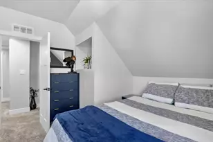 3426 N Albany Ave, Chicago, IL 60618 - Photo 35