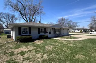 1809 22nd Ave, Sterling, IL 61081 - Photo 3
