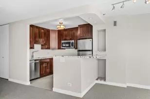 10 E Ontario St, Chicago, IL 60611 - Photo 5