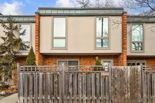 604 W Armitage Ave, Chicago, IL 60614 - Photo 1