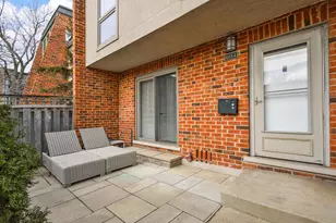 604 W Armitage Ave, Chicago, IL 60614 - Photo 3