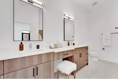 1606 W Hastings Street #301, Chicago, IL 60608 - Photo 11