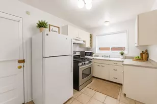 6035 N Damen Ave, Chicago, IL 60659 - Photo 13