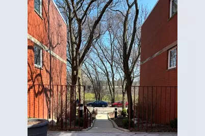 1229 Central Street #A, Evanston, IL 60201 - Photo 11