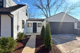 219 E Berkshire Ave, Lombard, IL 60148 - Photo 3