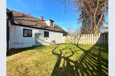 219 E Berkshire Avenue, Lombard, IL 60148 - Photo 37