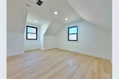 219 E Berkshire Avenue, Lombard, IL 60148 - Photo 27