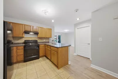 3447 Ridgeland Avenue #104, Berwyn, IL 60402 - Photo 3