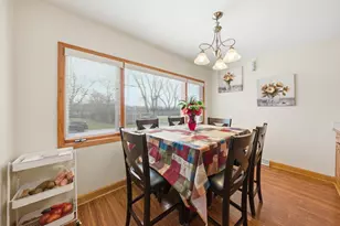 17218 Hillside Ave, Hazel Crest, IL 60429 - Photo 9