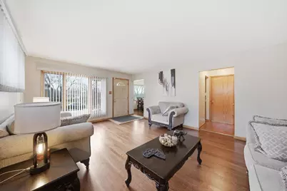 17218 Hillside Avenue, Hazel Crest, IL 60429 - Photo 5