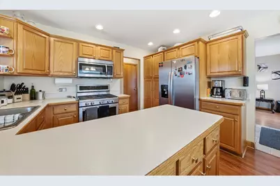 17218 Hillside Avenue, Hazel Crest, IL 60429 - Photo 7