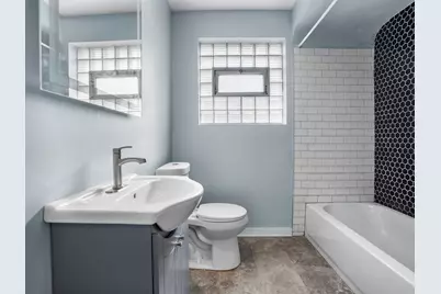 12321 S Green Street, Calumet Park, IL 60827 - Photo 11