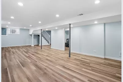 12321 S Green Street, Calumet Park, IL 60827 - Photo 15