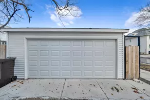 5901 W Erie St, Chicago, IL 60644 - Photo 37