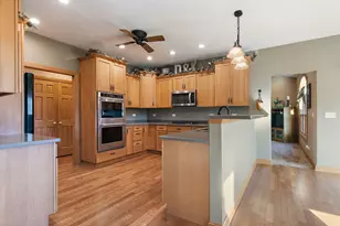 22011 Pringle Dr, Marengo, IL 60152 - Photo 9