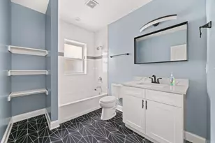 8332 S May St, Chicago, IL 60620 - Photo 7