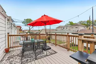 5435 N Lieb Ave, Chicago, IL 60630 - Photo 25