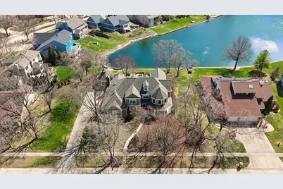 2204 Edgewater Place, Champaign, IL 61822 - Photo 5