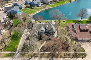 2204 Edgewater Pl, Champaign, IL 61822 - Photo 5