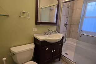 548 W Brompton Ave, Chicago, IL 60657 - Photo 15