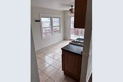 224 Heather Terrace, Round Lake Beach, IL 60073 - Photo 5