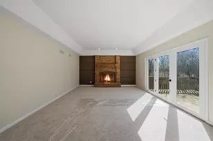 1215 Triple Crown Ct, Bartlett, IL 60103 - Photo 15