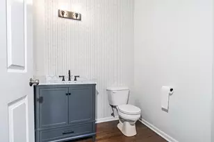 2931 Henley Ln, Naperville, IL 60540 - Photo 9