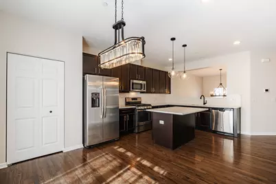 2931 Henley Lane #2931, Naperville, IL 60540 - Photo 5