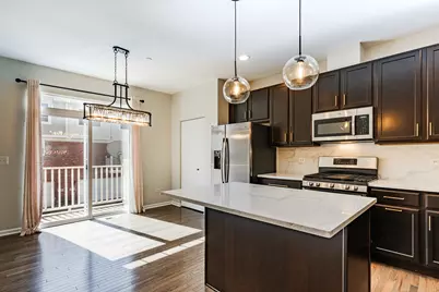 2931 Henley Lane #2931, Naperville, IL 60540 - Photo 7