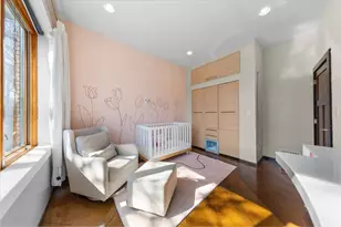 2334 W Medill Ave, Chicago, IL 60647 - Photo 15