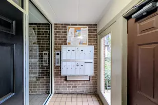 234 E Bailey Rd, Naperville, IL 60565 - Photo 15