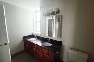 [Address not provided], Chicago, IL 60649 - Photo 15