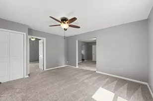 365 N Lincoln St, Bement, IL 61813 - Photo 7