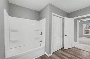 365 N Lincoln St, Bement, IL 61813 - Photo 27