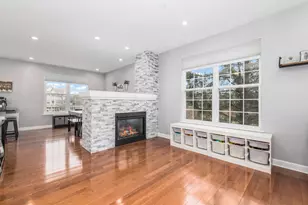 770 Lambert Ln, Bartlett, IL 60103 - Photo 7