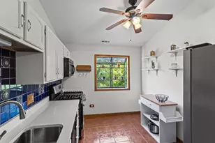387 Elizabeth Dr, Wood Dale, IL 60191 - Photo 5