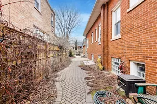 6503 N Maplewood Ave, Chicago, IL 60645 - Photo 39