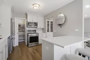 549 Williamsburg Ct, Wheeling, IL 60090 - Photo 13