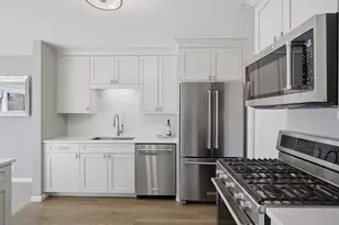 549 Williamsburg Ct, Wheeling, IL 60090 - Photo 9