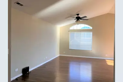 1609 Fredericksburg Lane #1609, Aurora, IL 60503 - Photo 3