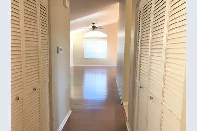 1609 Fredericksburg Lane #1609, Aurora, IL 60503 - Photo 11