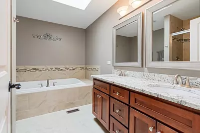 8667 Monaghan Drive, Tinley Park, IL 60487 - Photo 19