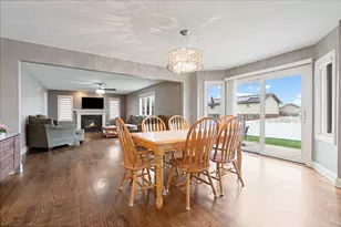 8667 Monaghan Dr, Tinley Park, IL 60487 - Photo 9