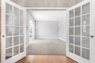 3760 Bunker Hill Dr, Algonquin, IL 60102 - Photo 3