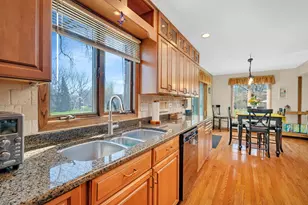 108 Deerpath Dr, Minooka, IL 60447 - Photo 13