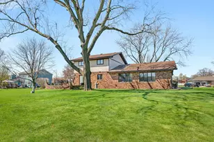 108 Deerpath Dr, Minooka, IL 60447 - Photo 33