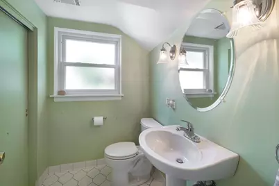913 S Mitchell Avenue, Elmhurst, IL 60126 - Photo 13