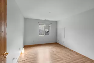 801 N McLean Blvd, Elgin, IL 60123 - Photo 15