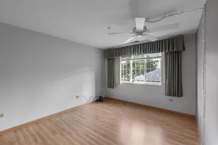 801 N McLean Blvd, Elgin, IL 60123 - Photo 11